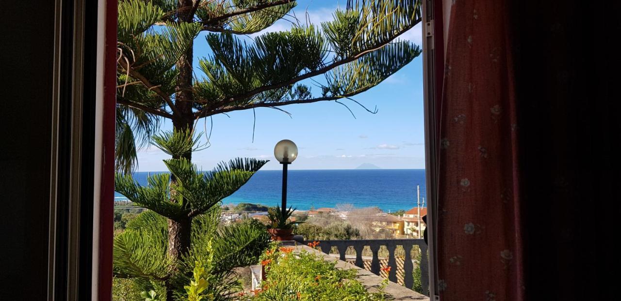 לינה וארוחת בוקר זמברונה San Carlo - Terrazzo Sul Mare Con Ristorante E Pizzeria מראה חיצוני תמונה